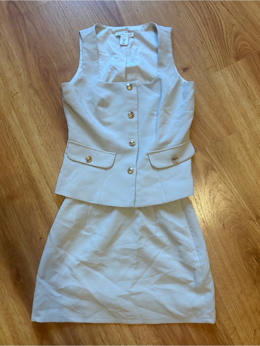 Cream Sleeveless Button Front Suit Skirt Set